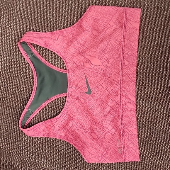 Nike Other - Nike Women's Sports Bra Size Medium - Hot Pink